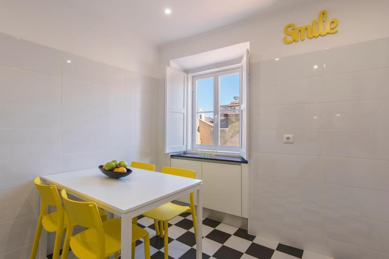 Lovelystay - Bairro Alto Terrace Wonder ลิสบอน ภายนอก รูปภาพ