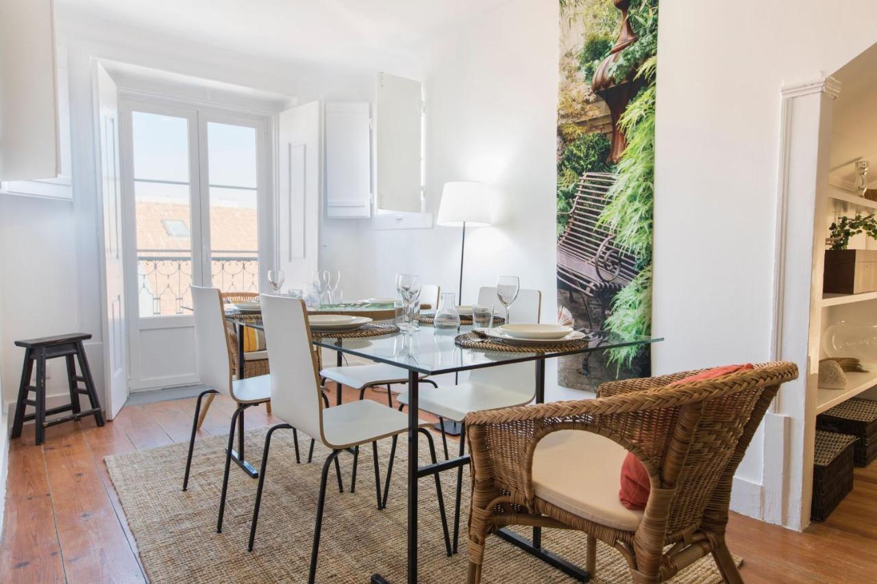 Lovelystay - Bairro Alto Terrace Wonder ลิสบอน ภายนอก รูปภาพ